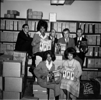 Supremes in NYC Record store 11/13/64